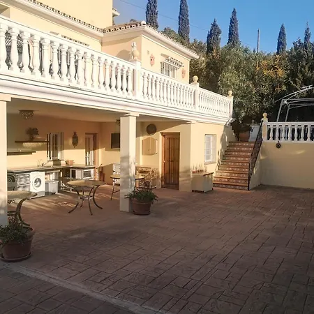 Roca Penthouse * Estepona